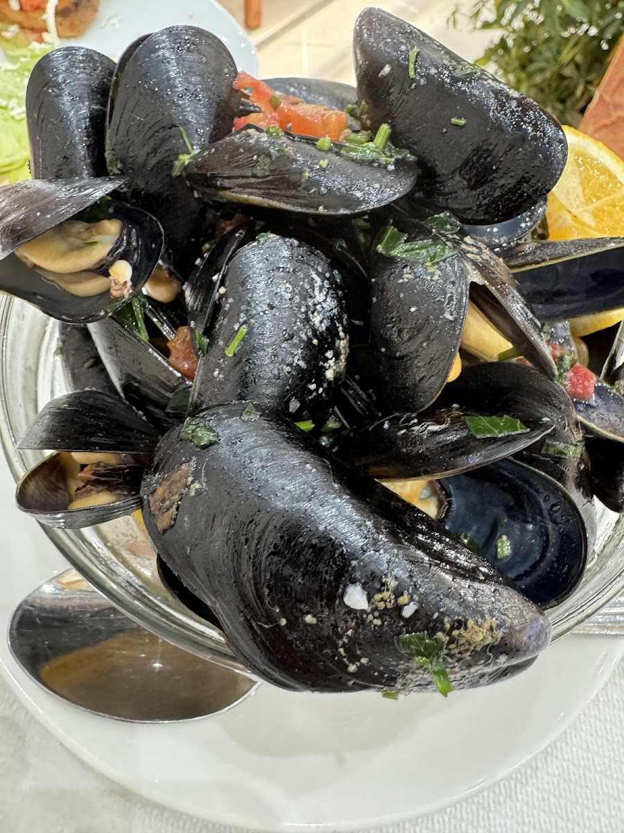 Due Fratelli Bar & Ristorante-5